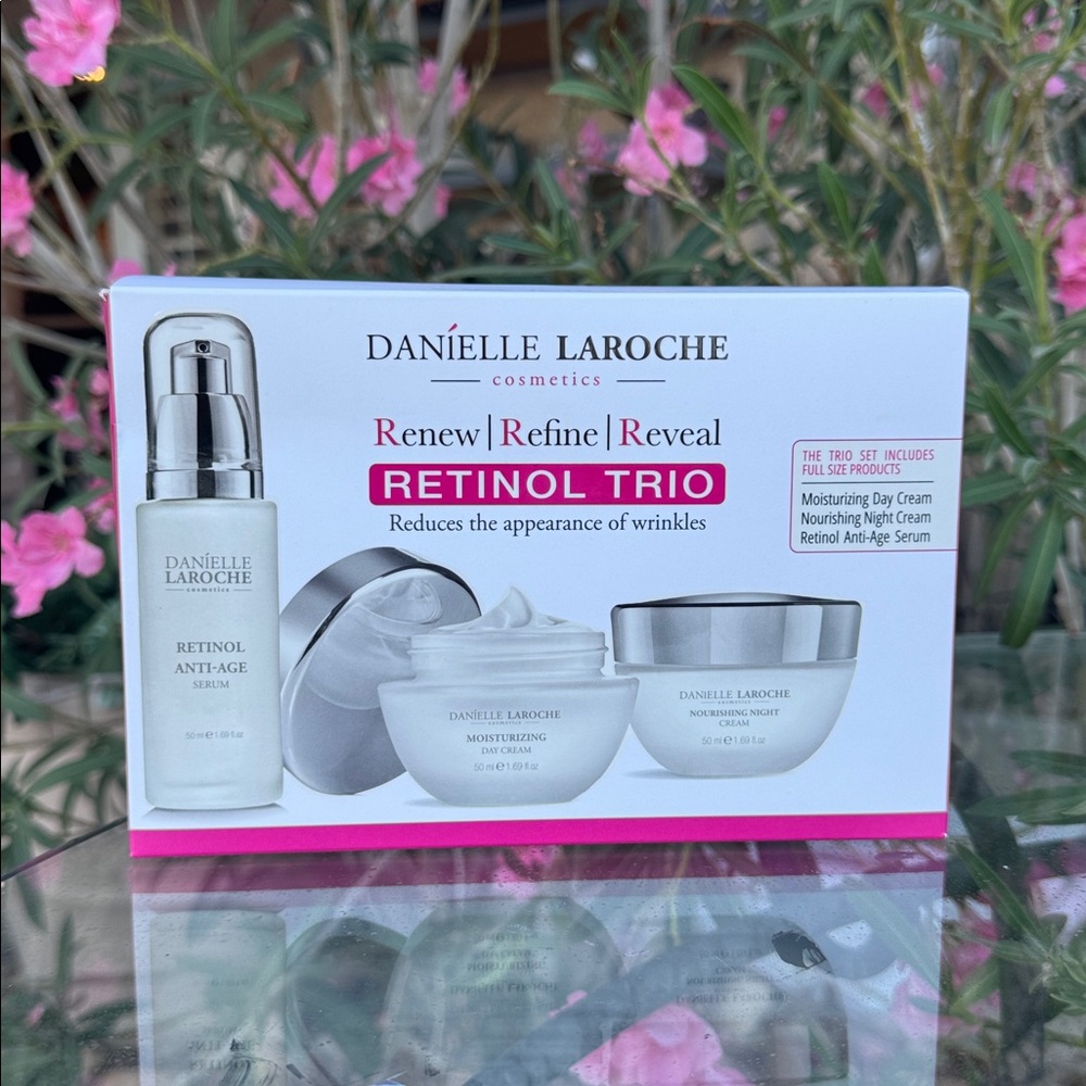 Retinol Trio Set - White and Pink